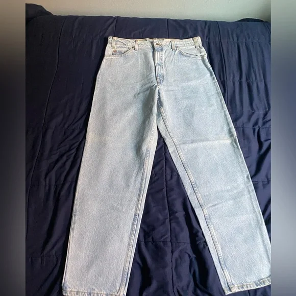 Vintage Levi’s jeans 550 orange tab. 36 width 30 Length